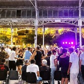 Freequence Saluzzo saluta l'estate con l'ultimo appuntamento: venerdì 3 luglio musica, spettacoli e divertimento