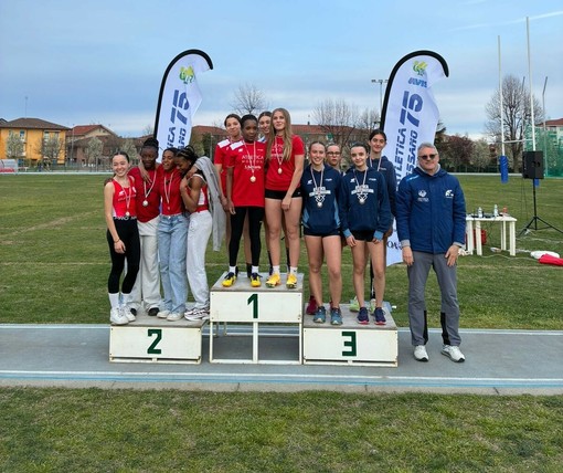 Il podio delle Cadette della Staffetta Svedese a Fossano