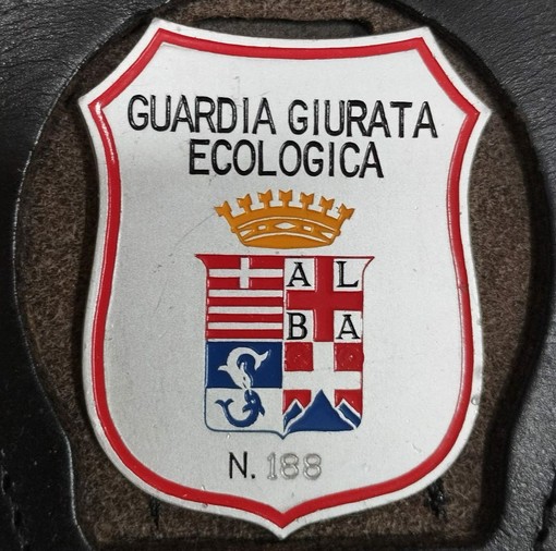 Il distintivo di Guardia Giurata Ecologica