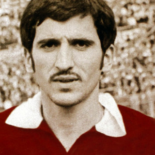 I tifosi del Torino ricordano Gigi Meroni, la Farfalla granata volata via troppo presto