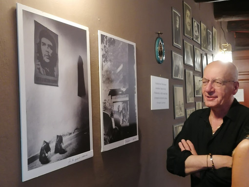 L'artista albese Gianni Petronio