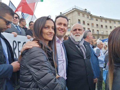 Da sinistra Genta, Russo e Luca durante la campagna elettorale 2019