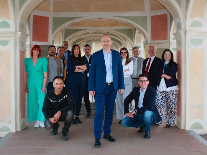 Il gruppo Insieme per Costigliole del confermato sindaco Fabrizio Nasi Il gruppo Insieme per Costigliole del confermato sindaco Fabrizio Nasi