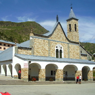 Il santuario di Sant'Anna, una delle mete preferite dai cuneesi