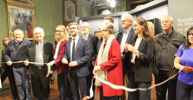 Il taglio del nastro Il taglio del nastro