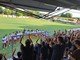 I giocatori del Bra sotto la gradinata degli ultras giallorossi