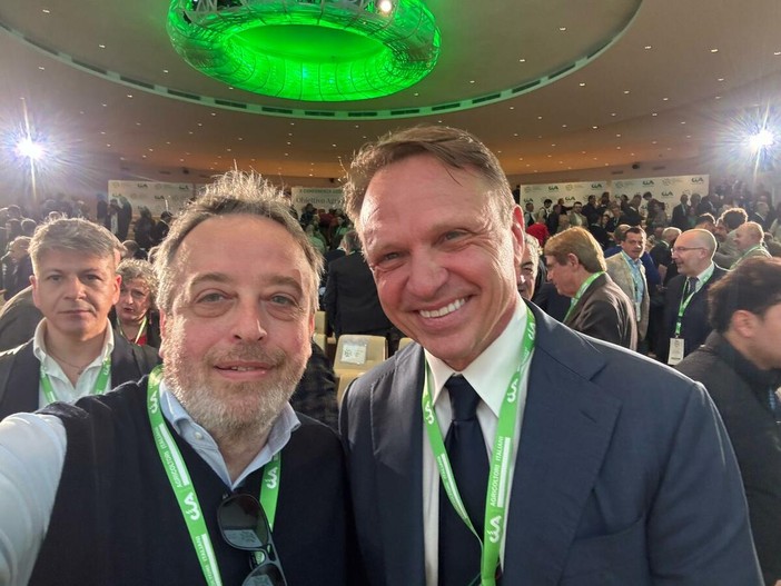 Il direttore di Cia Cuneo Igor Varrone con il ministro dell'Agricoltura Francesco Lollobrigida