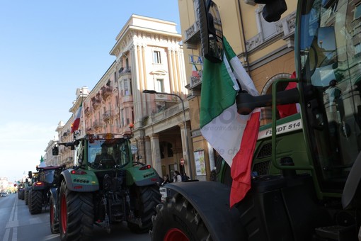 Il corteo dei trattori a Cuneo