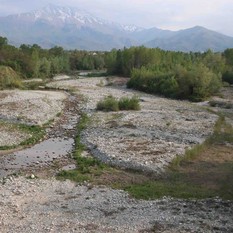 Il torrente Gesso in secca, a Cuneo Il torrente Gesso in secca, a Cuneo