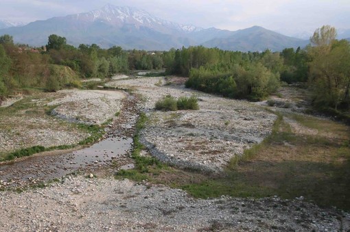 Il torrente Gesso in secca, a Cuneo Il torrente Gesso in secca, a Cuneo