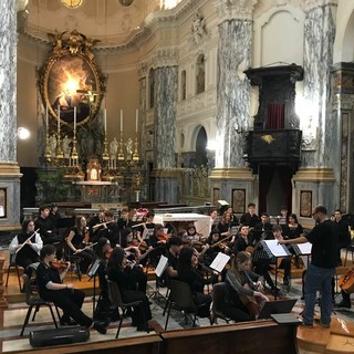 Liceo musicale “Da Vinci” di Alba, masterclass orchestrale con Giuseppe Ratti