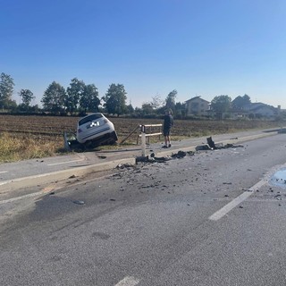 Auto fuori strada sulla Cuneo-Mondovì, rallentamenti e code vicino al Villaggio Colombero