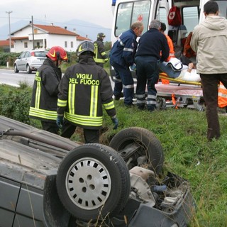 Farinèl—Già 19 vittime della strada nella provincia Granda nel 2025, come tutto il 2024
