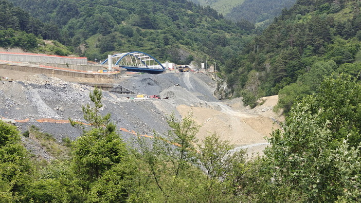 Tunnel di Tenda, si avvicina lo stop di sei settimane: cresce la preoccupazione tra Liguria e Piemonte Tunnel di Tenda, si avvicina lo stop di sei settimane: cresce la preoccupazione tra Liguria e Piemonte