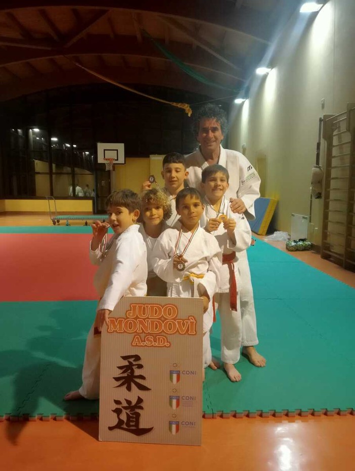 Judo giovanile monregalese in festa al Randori Day di Leinì Judo giovanile monregalese in festa al Randori Day di Leinì