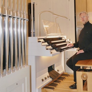 Il maestro Kai Krakenberg protagonista alla 24ª Rassegna organistica internazionale di Alba Il maestro Kai Krakenberg protagonista alla 24ª Rassegna organistica internazionale di Alba