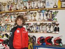 Kevin Cristino accanto ai già numerosi trofei vinti in carriera Kevin Cristino accanto ai già numerosi trofei vinti in carriera