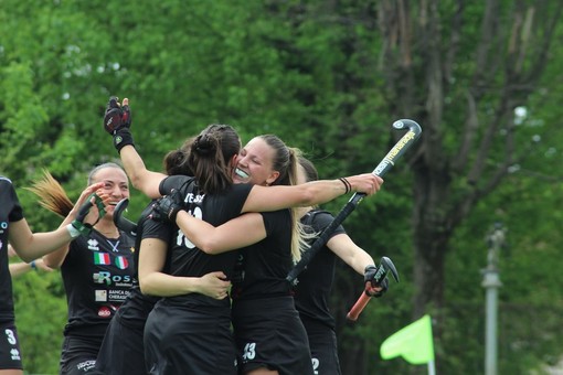 La gioia delle braidesi dopo la vittoria con Torino