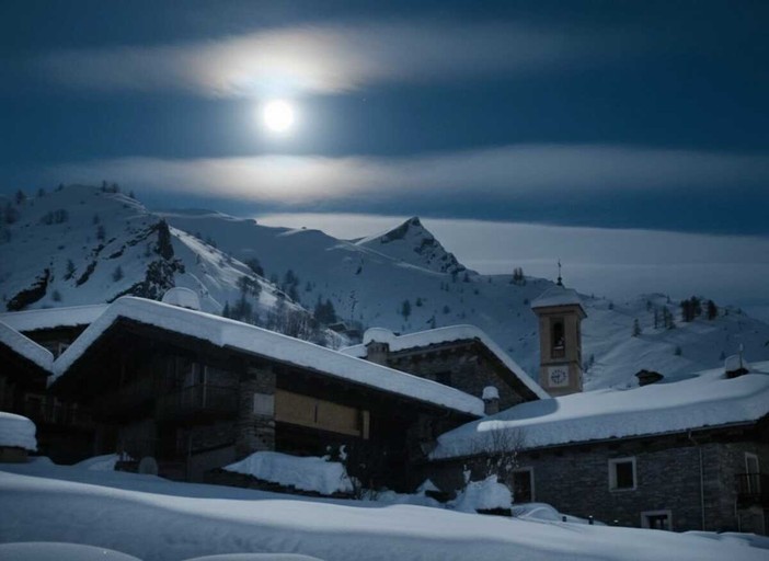 La foto della Borgata Celle di Bellino scattata da Gianpiero Ferrigno e pubblicata sul Corriere della Sera