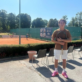 Lorenzo Leone, uno dei tennisti di casa Country impegnati nella Lilium Cup Lorenzo Leone, uno dei tennisti di casa Country impegnati nella Lilium Cup