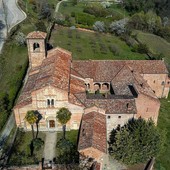 La splendida Canonica di Vezzolano La splendida Canonica di Vezzolano