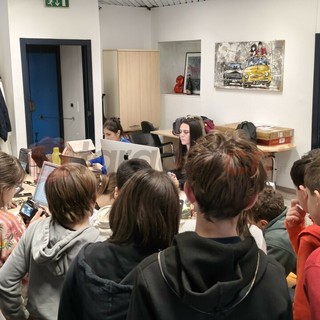 Giovani cronisti in redazione: gli studenti dell’Eco della Consulta in visita a Targatocn