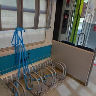Presentato alla stazione di Limone Piemonte un nuovo Minuetto per il trasporto di 14 biciclette