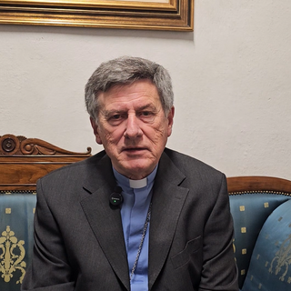 Per questo Natale il vescovo di Cuneo-Fossano: “Gloria a Dio e pace in terra agli uomini che Dio ama” [VIDEO]