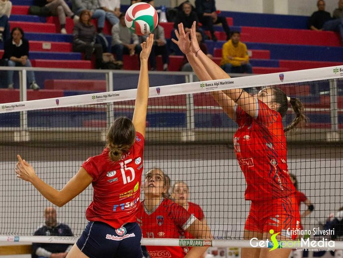 Una immagine del match tra Mondovì e Florens Vigevano (foto Cristiano Silvestri) Una immagine del match tra Mondovì e Florens Vigevano (foto Cristiano Silvestri)