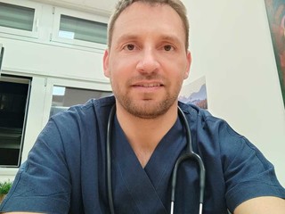 Il dottor Massimo Perotto, direttore della S.C. Medicina e Chirurgia d'accettazione ed urgenza