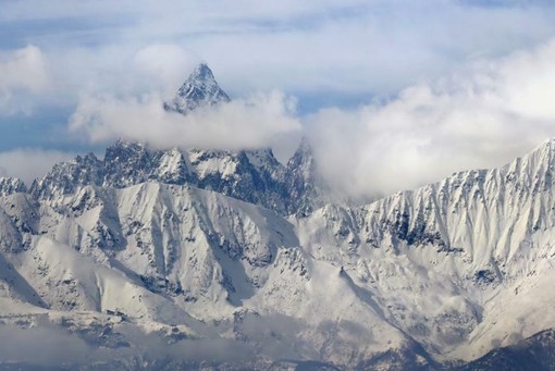 "Fragilità ad alta quota" e crolli sul Monviso: osservato speciale il degrado del permafrost