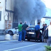 L'incendio al magazzino IperShop Express di Monticello d'Alba