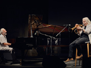 Stefano Bollani ed Enrico Rava (foto di Donatella Arione) Stefano Bollani ed Enrico Rava (foto di Donatella Arione)
