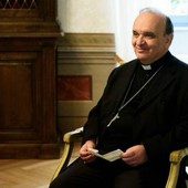 Il vescovo Marco Brunetti Il vescovo Marco Brunetti