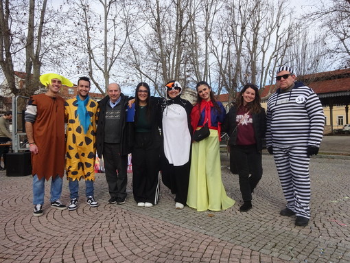 Martedì grasso: ecco perché viene chiamato così l’ultimo giorno di Carnevale Martedì grasso: ecco perché viene chiamato così l’ultimo giorno di Carnevale