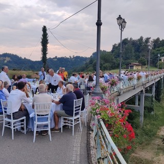 Tutto pronto a Montaldo Roero per la magica cena sul "Ponte dei Sapori"