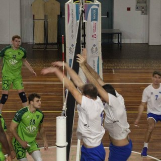 Una fase di gioco della partita con il Mozzate Una fase di gioco della partita con il Mozzate