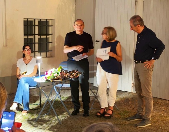 Bra, cultura e giallo sotto le stelle: Albedo accende il dibattito tra letteratura e criminologia