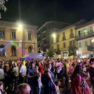 Notte Bianca di Alba, nuova data il 3 ottobre. la vicesindaca Pasini: "Il rinvio non è stato una scelta politica" Notte Bianca di Alba, nuova data il 3 ottobre. la vicesindaca Pasini: "Il rinvio non è stato una scelta politica"