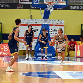 BASKET U17 / A Corneliano la super sfida per il primo posto tra Campus e Tortona