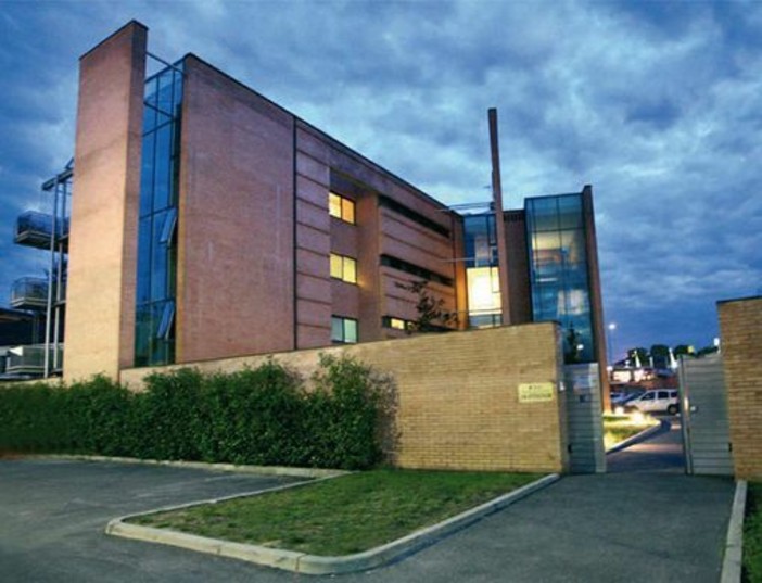 Strada Romano al centro a di un'interpellanza: l'arteria porta all'ingresso della residenza per anziani Ottolenghi