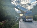 Le operazioni di recupero hanno coinvolto tra autogru Le operazioni di recupero hanno coinvolto tra autogru
