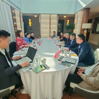 Il Consorzio Oltre le Alpi rafforza il legame con la Cina sul patrimonio dei distillati