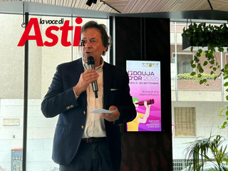 Immagini e volti della presentazione milanese della Douja d'Or 2026