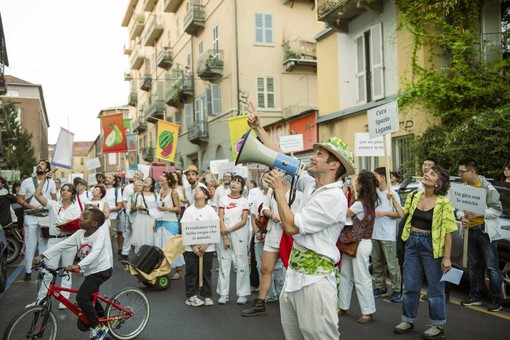 Novello, il 25 ottobre arriva la grande Parata della Macedonia: il paese diventa un teatro a cielo aperto Novello, il 25 ottobre arriva la grande Parata della Macedonia: il paese diventa un teatro a cielo aperto