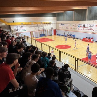 BASKET D-M / L’Olimpo Alba supera Rivarolo e mette un mattoncino pesante verso la salvezza