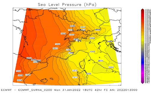 Pressione atmosferica al livello del mare (hPa) prevista sul Piemonte per le ore 18 di oggi (fonte Arpa Piemonte)