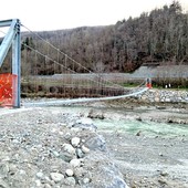 Installato a Priola un ponte sospeso che garantirà il collegamento a Pianchiosso anche in caso di emergenza