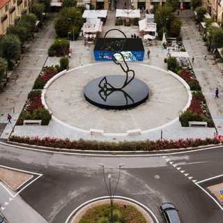 L'incidente avvenne il 7 febbraio 2023 in piazza Michele Ferrero ad Alba