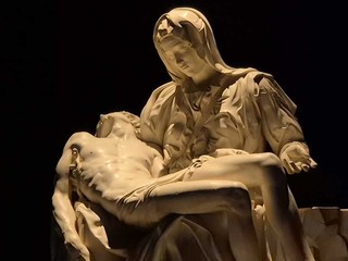 La Pietà di Michelangelo in mostra a Palazzo Banca d'Alba, dal 22 novembre 2025 al 1° marzo 2026. La Pietà di Michelangelo in mostra a Palazzo Banca d'Alba, dal 22 novembre 2025 al 1° marzo 2026.